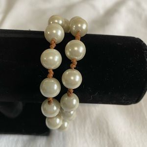Chico’s pearl and leather bracelet